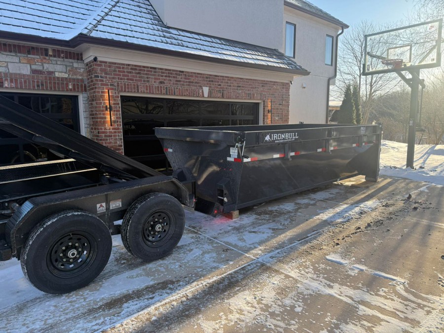 Lil D Dumpsters LLC photo