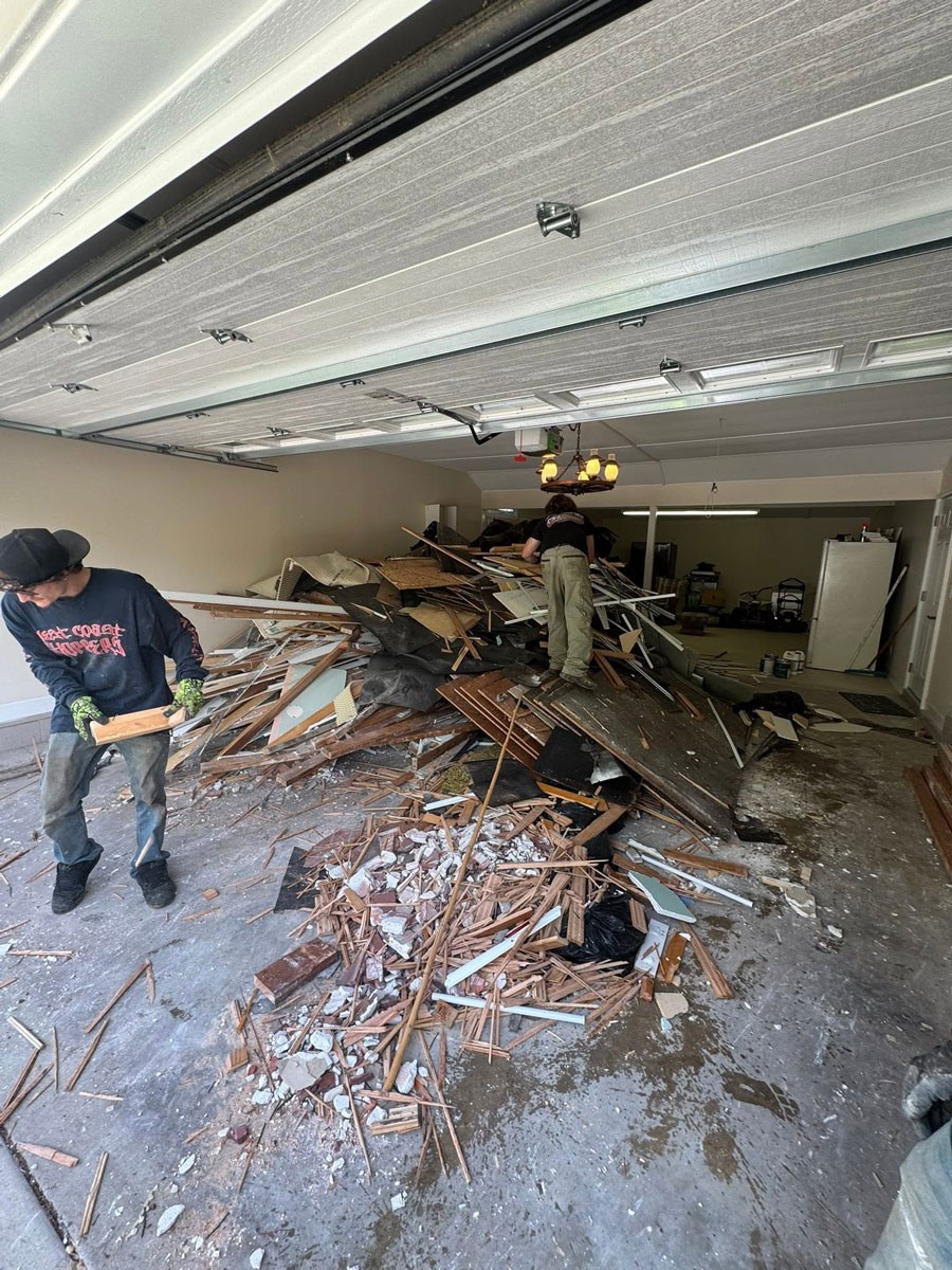 L&J's Junk Removal LLC  photo